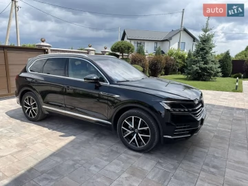 Авто Volkswagen Touareg 2023 № 7746686