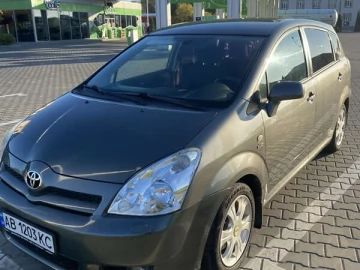 Авто Toyota Corolla Verso 2005 № 7746743