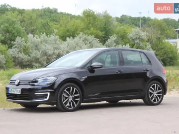 Авто Volkswagen E-Golf 2020 № 7746832