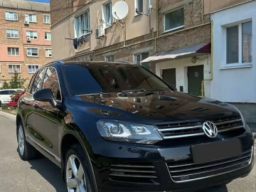 Авто Volkswagen Touareg 2014 № 7746879