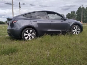 Авто Tesla Model Y 2023 № 7746882