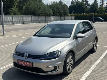 Авто Volkswagen E-Golf 2016 № 7747023