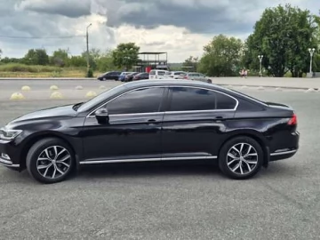 Авто Volkswagen Passat 2018 № 7747122