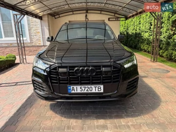 Авто Audi Q7 2021 № 7747137