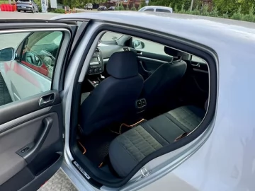 Авто Volkswagen Golf 2006 № 7747205