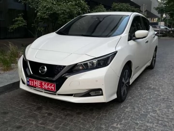 Авто Nissan Leaf 2018 № 7747284