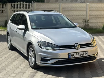 Авто Volkswagen Golf 2020 № 7747342