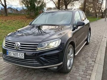 Авто Volkswagen Touareg 2015 № 7747369