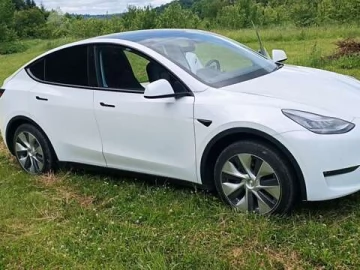 Авто Tesla Model Y 2020 № 7747371