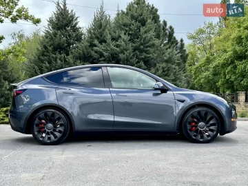 Авто Tesla Model Y 2022 № 7747382