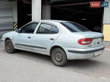Авто Renault Megane 2002 № 7747398