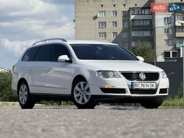 Авто Volkswagen Passat 2010 № 7747459