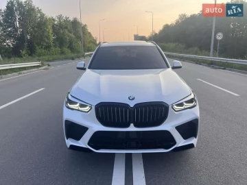 Авто BMW X5 2019 № 7747625