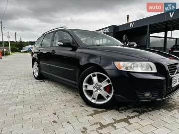 Авто Volvo V50 2009 № 7747724