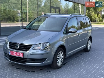 Авто Volkswagen Touran 2010 № 7747734