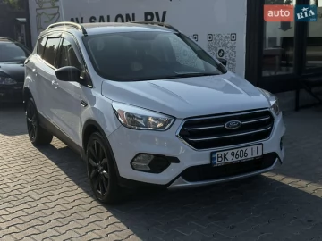 Авто Ford Escape 2017 № 7747773