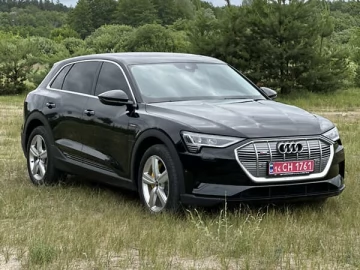 Авто Audi E-Tron 2022 № 7747895