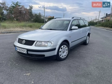 Авто Volkswagen Passat 2000 № 7747937