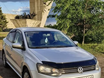 Авто Volkswagen Polo 2011 № 7748009