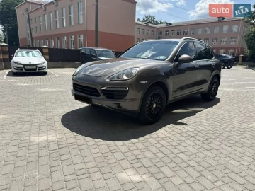 Авто Porsche Cayenne 2013 № 7748123