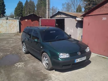 Авто Volkswagen Golf 2001 № 7748248