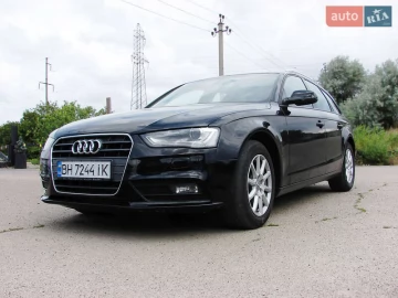 Авто Audi A4 2015 № 7748416