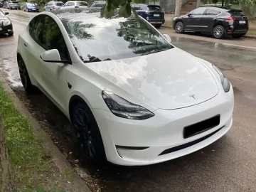Авто Tesla Model Y 2020 № 7748431