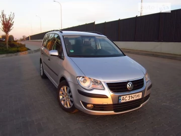 Авто Volkswagen Touran 2008 № 7748479