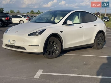Авто Tesla Model Y 2024 № 7748527