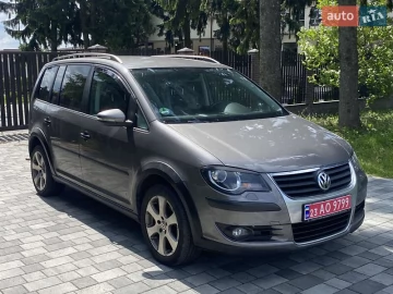 Авто Volkswagen Cross Touran 2010 № 7748670