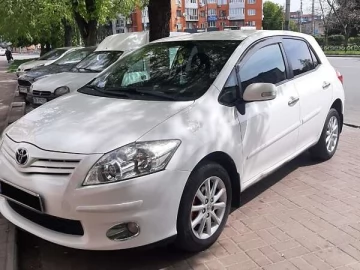 Авто Toyota Auris 2011 № 7748816