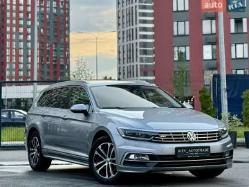 Авто Volkswagen Passat 2018 № 7748979