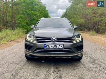 Авто Volkswagen Touareg 2015 № 7748982