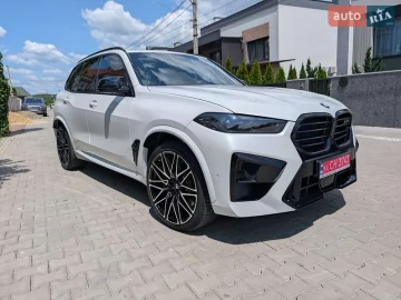 Авто BMW X5 2023 № 7749000