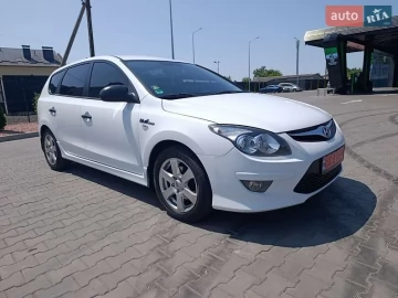 Авто Hyundai I30 Wagon 2010 № 7749053