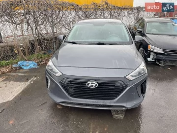 Авто Hyundai Ioniq 2017 № 7749095