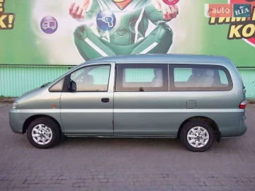 Авто Hyundai H-1 2006 № 7749227