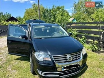Авто Volkswagen Touran 2007 № 7749238