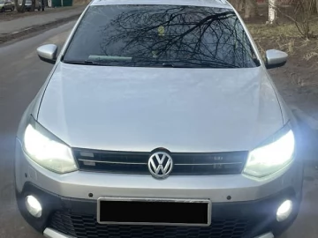 Авто Volkswagen Cross Polo 2011 № 7749242