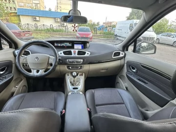 Авто Renault Scenic 2010 № 7749243