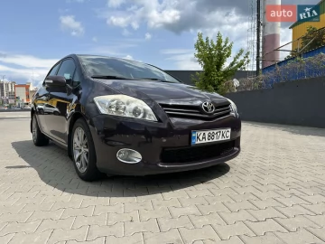 Авто Toyota Auris 2010 № 7749281