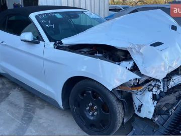 Авто Ford Mustang 2022 № 7749311