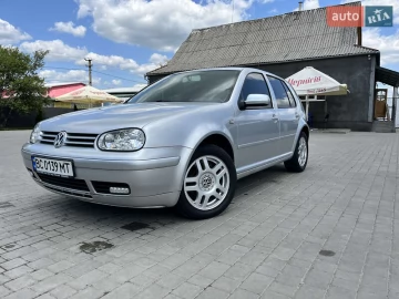 Авто Volkswagen Golf 2001 № 7749395