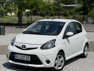 Авто Toyota Aygo 2013 № 7749433