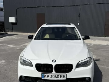 Авто BMW 5 Series 2013 № 7749488