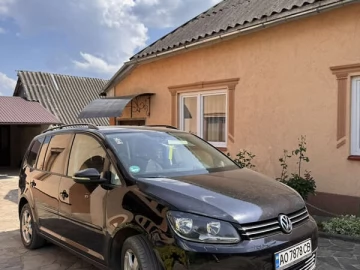 Авто Volkswagen Touran 2011 № 7749492