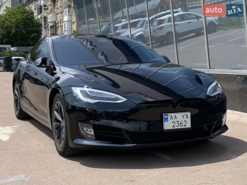 Авто Tesla Model S 2018 № 7749569