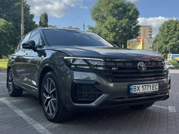 Авто Volkswagen Touareg 2021 № 7749582