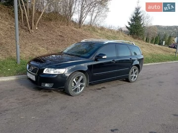 Авто Volvo V50 2011 № 7749701