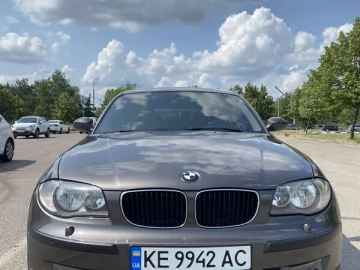 Авто BMW 1 Series 2008 № 7749705